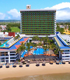 Hotel familiar El Cid Castilla en la Zona Dorada de Mazatlán a pie de playa