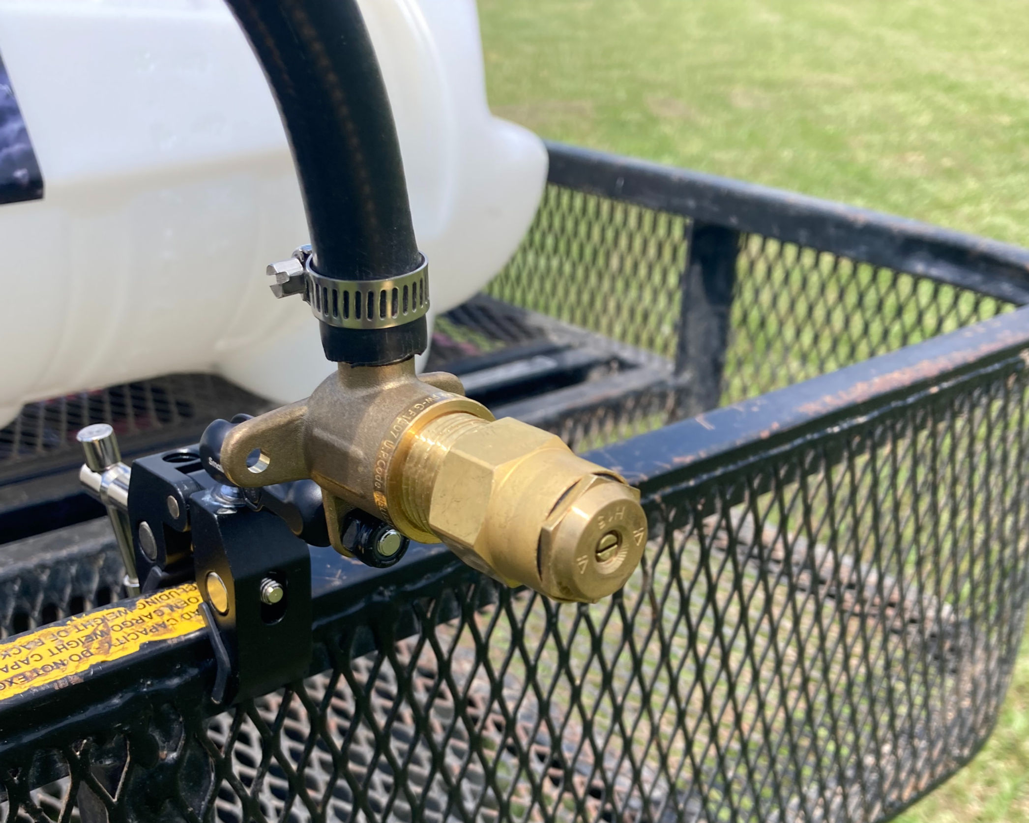 Black Rain ATV Boomless Sprayer Nozzle