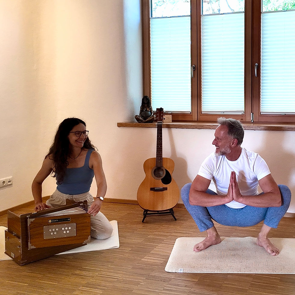 Mantra trifft Yin Yoga