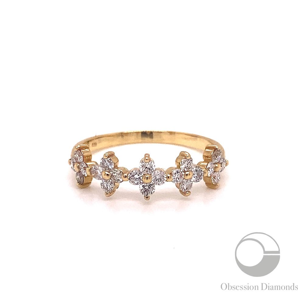 Thumbnail: Diamond Cluster Clover Stacking Ring