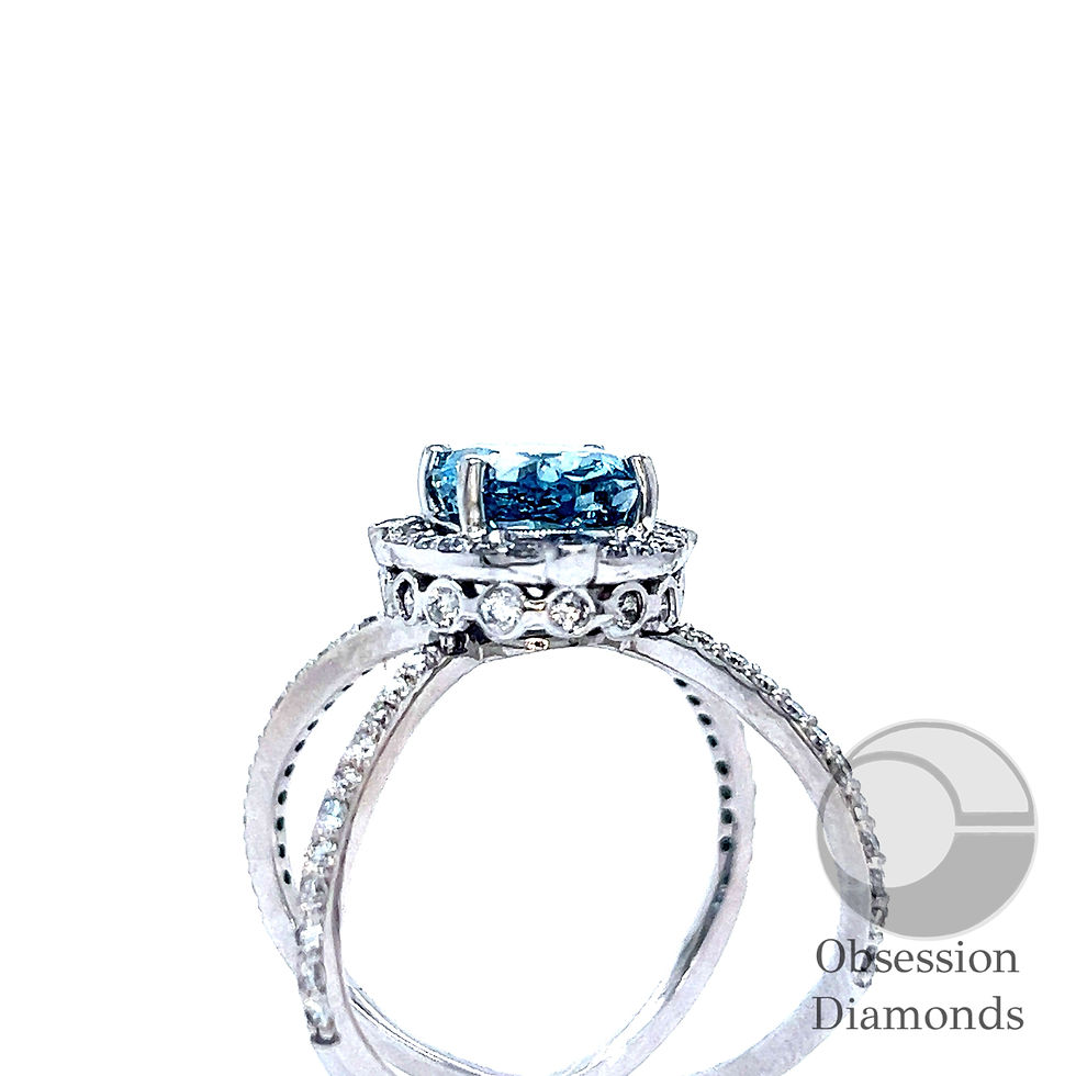 Thumbnail: Oval Blue Diamond Criss Cross Fashion Ring