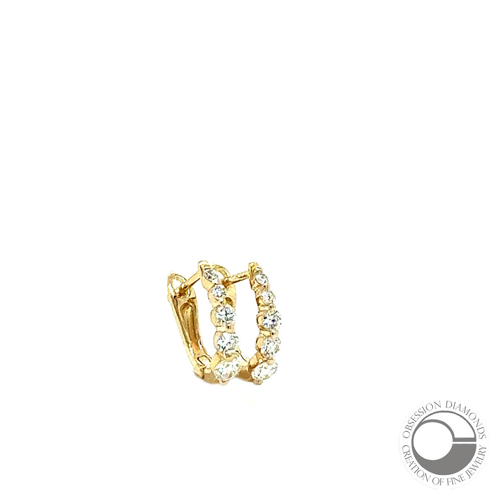 Graduating Diamond Small Huggie Earrings