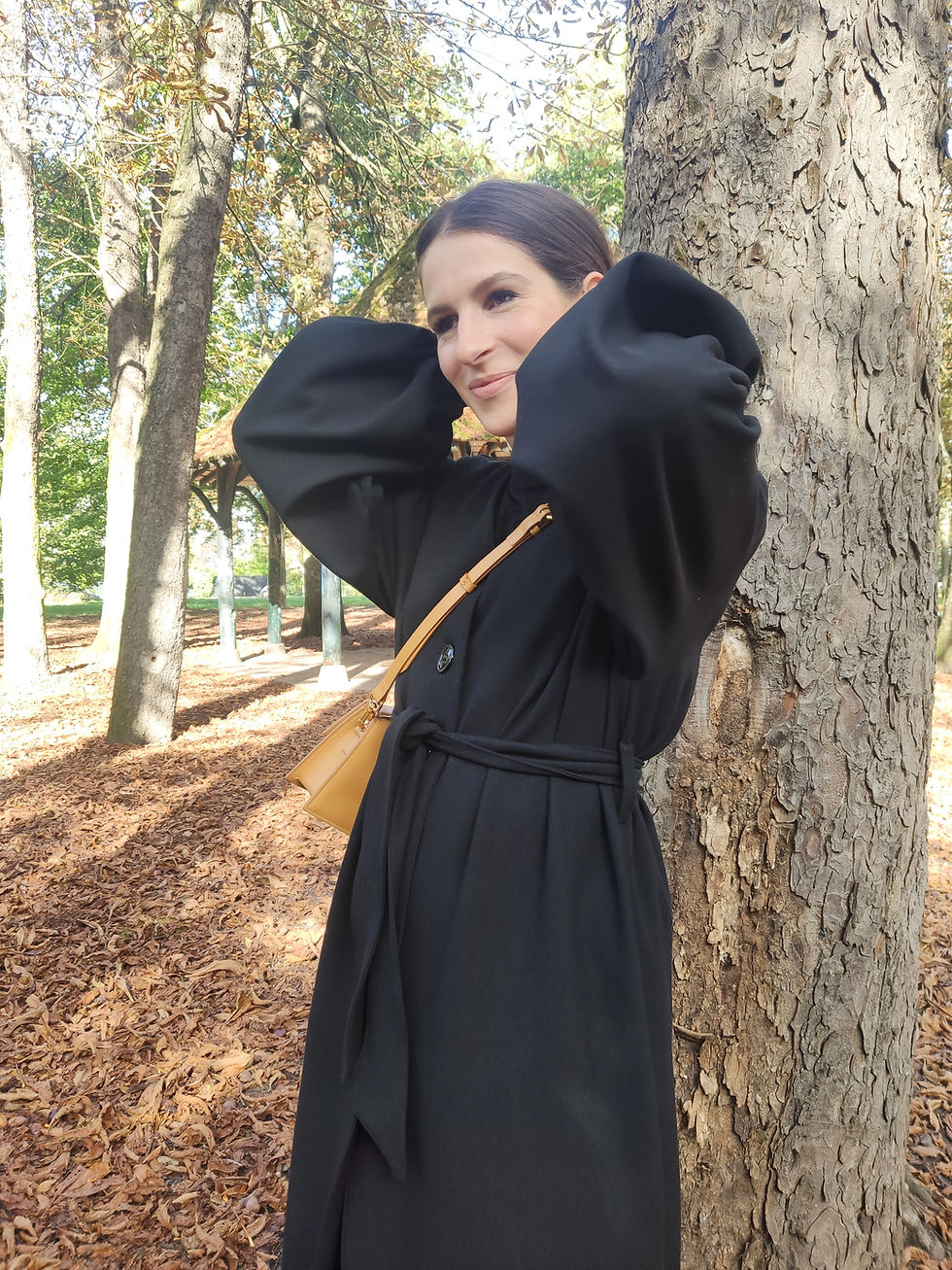 Miniature : Adeline coat in wool fabric – oversized and warm for winter wear.