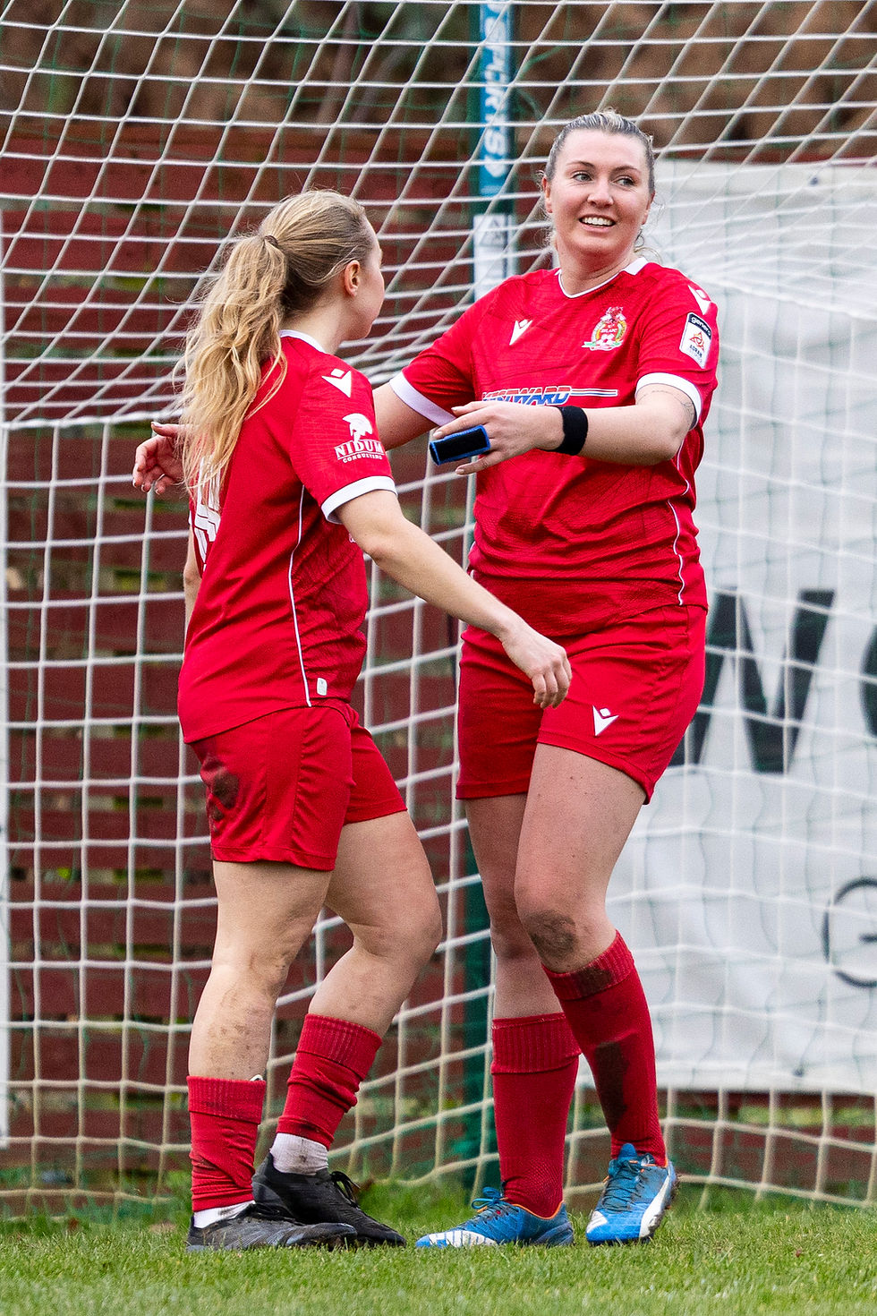 Cardiff Met 1-2 Briton Ferry Llansawel: Powell penalty gives Reds late win 