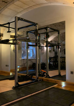 Custom mirrors for gyms