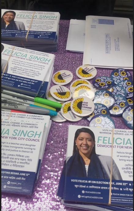 Felicia Singh - Buttons & Palm Cards