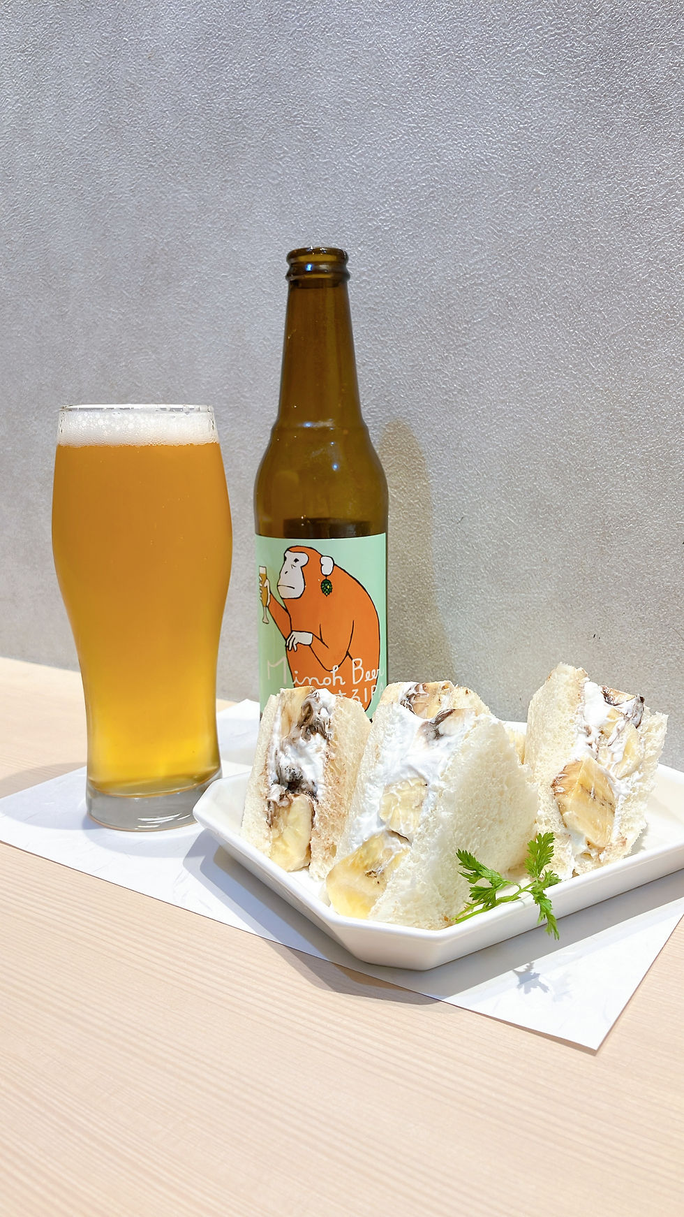 最高においしい。クラフトビールとグラサージュショコラとバナナのサンド