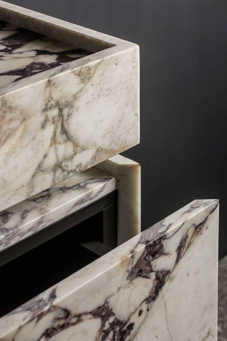 Alexis bathroom vanity in natural stone _ Il Granito