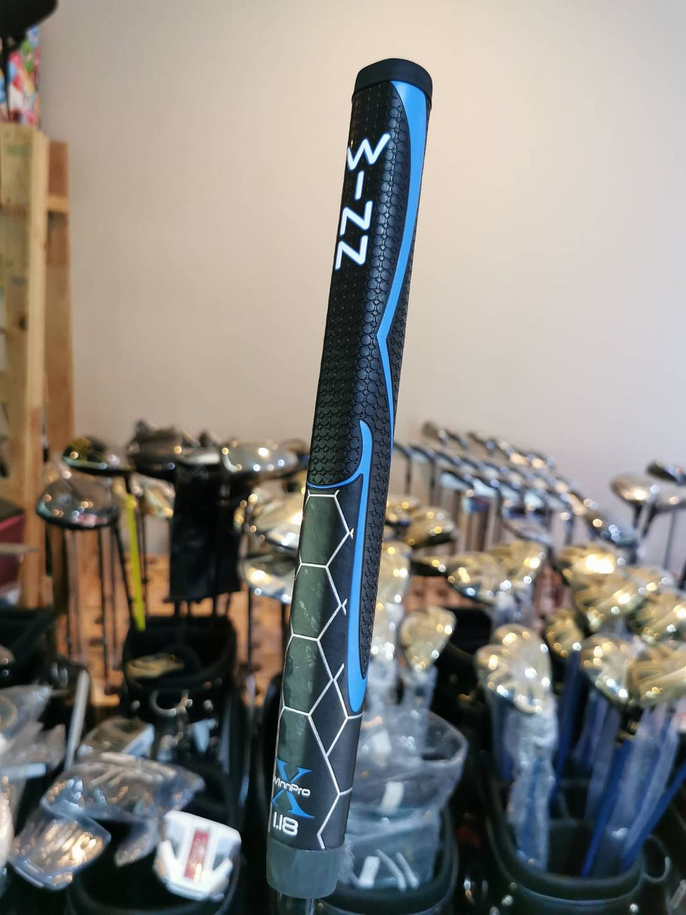 Thumbnail: Putter ODYSSEY MILLED COLLECTION VLine Fang RSX [32]