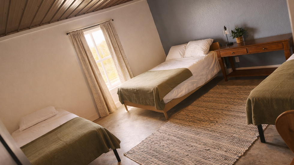 1 Full size bed and 2 Twin beds