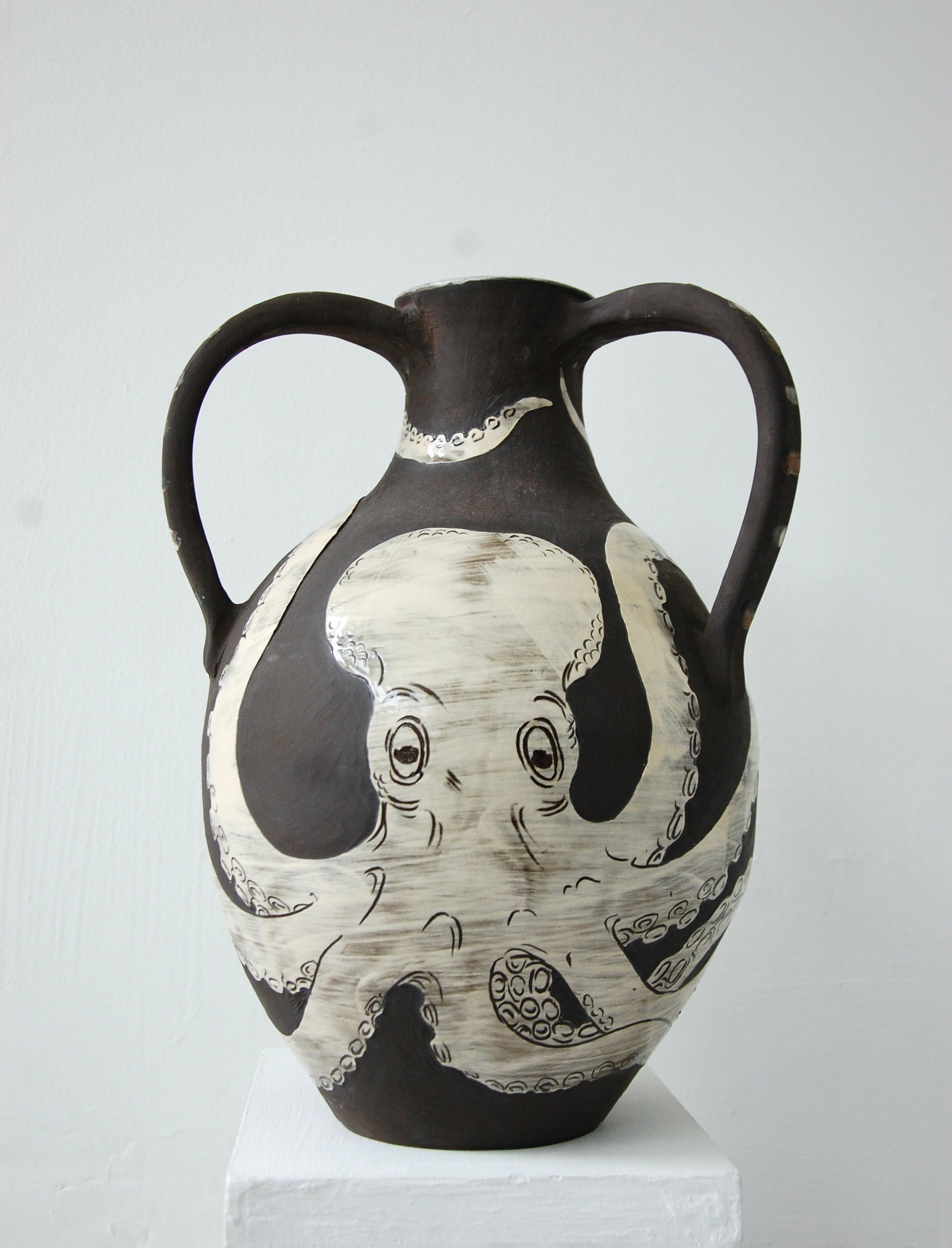 Octopus Amphora