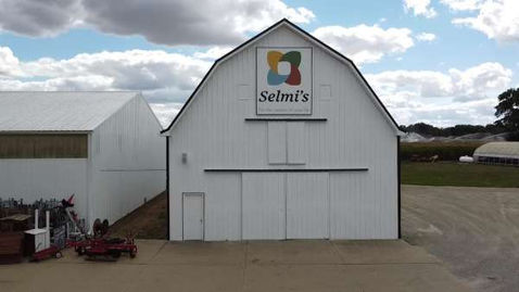 A Guide to Selmi's Pumpkin Patch and Apple Orchard This Fall