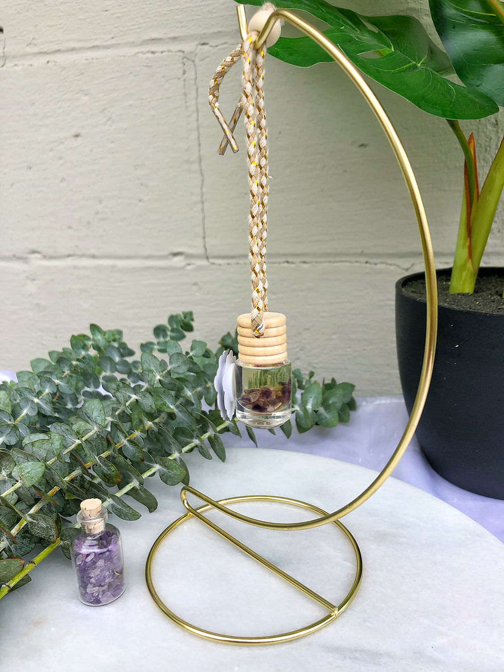 Thumbnail: Crystal Infused Aromatherapy Car Diffusers