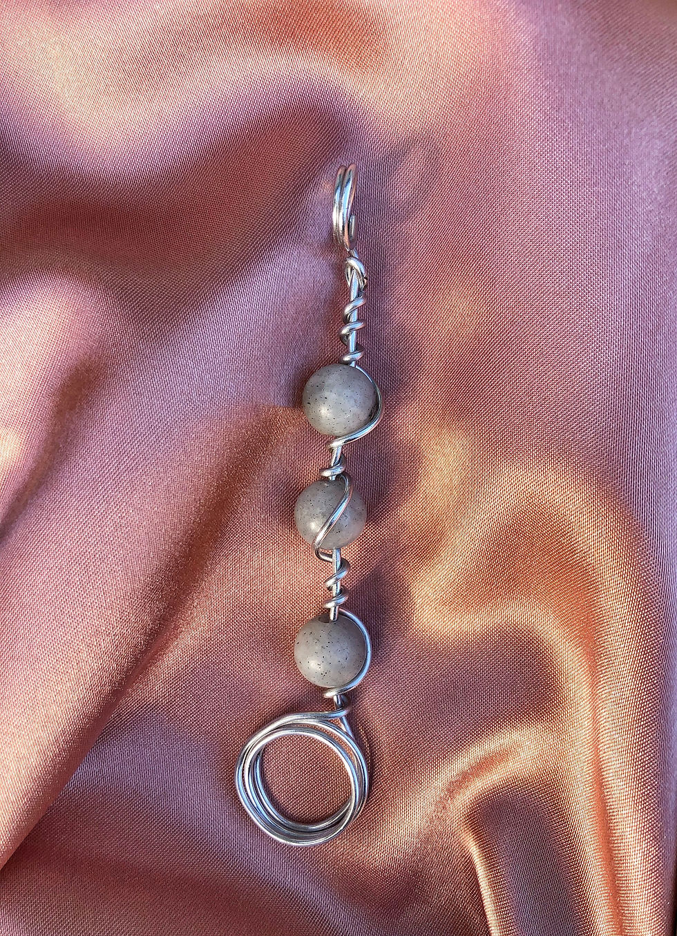 Thumbnail: (Smokey) Crystal Ring Joint Holder