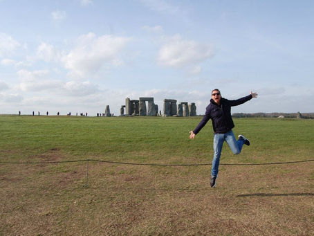 Jumping @ Stonehenge