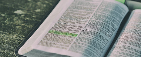 bible-1868359_1920.jpg