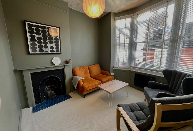 DOWNSTAIRS GREEN ROOM 2_edited.jpg