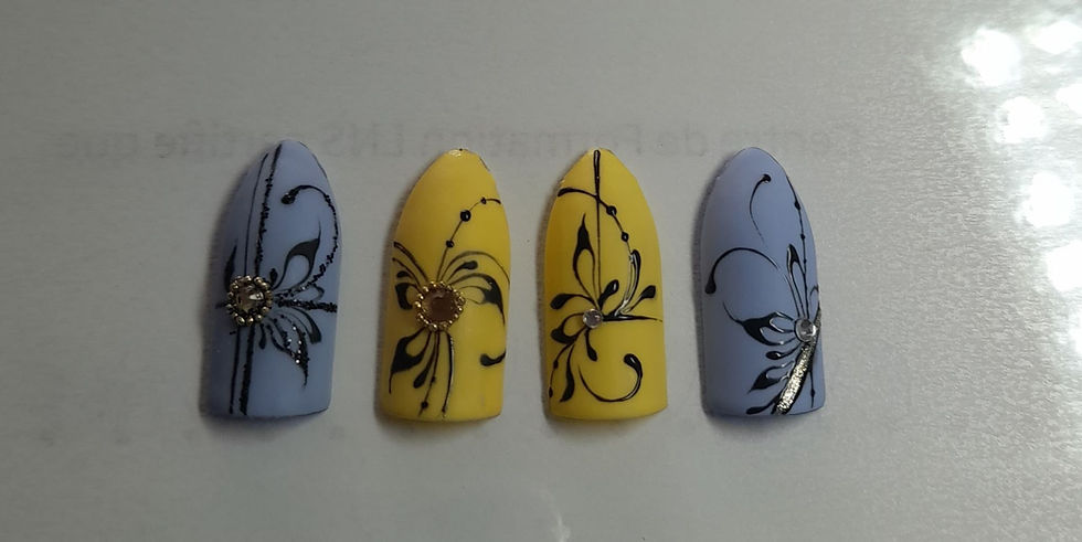 Formation Nail art Ligne fine