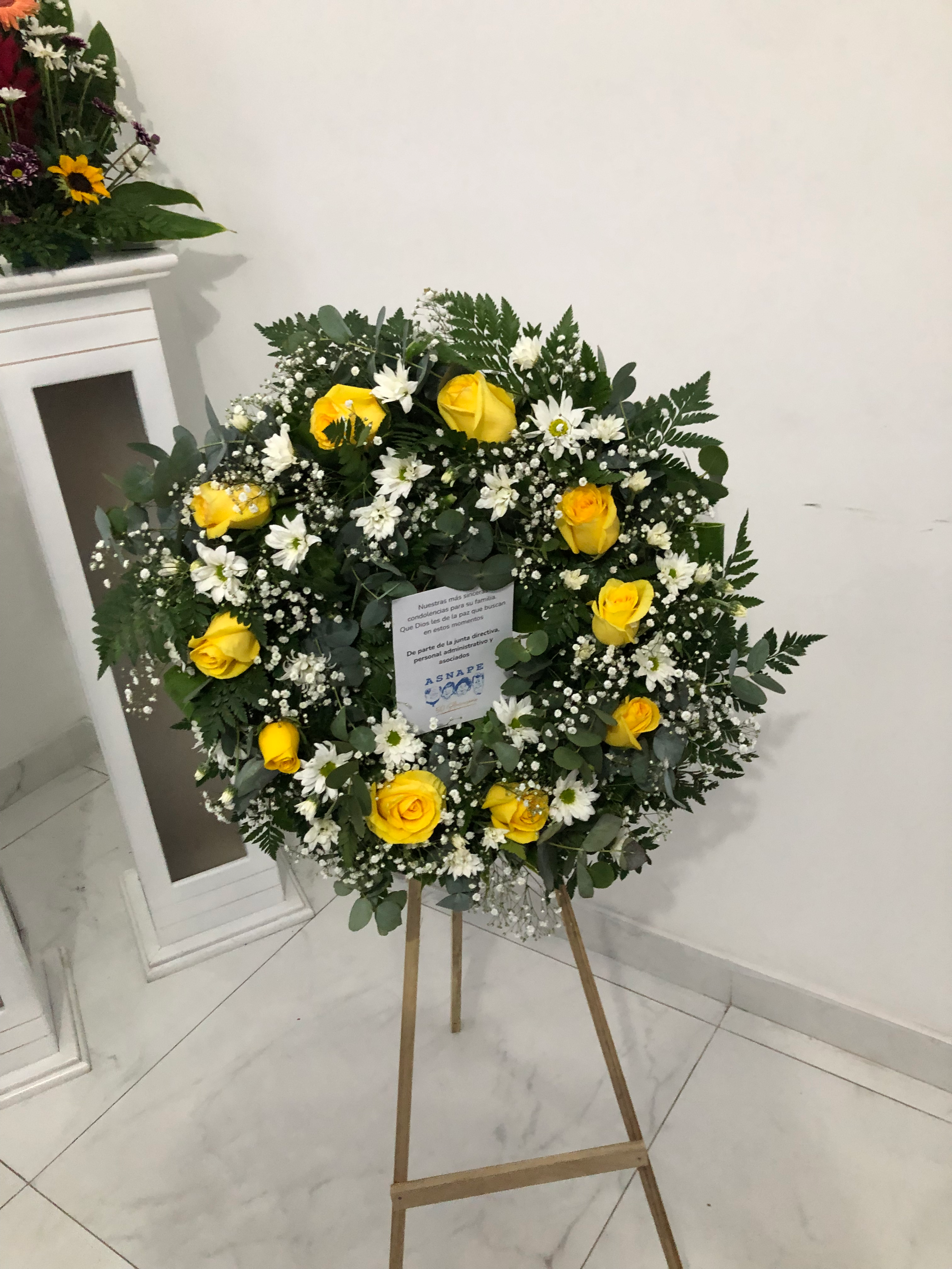 Grande con Basede Madera y Rosas