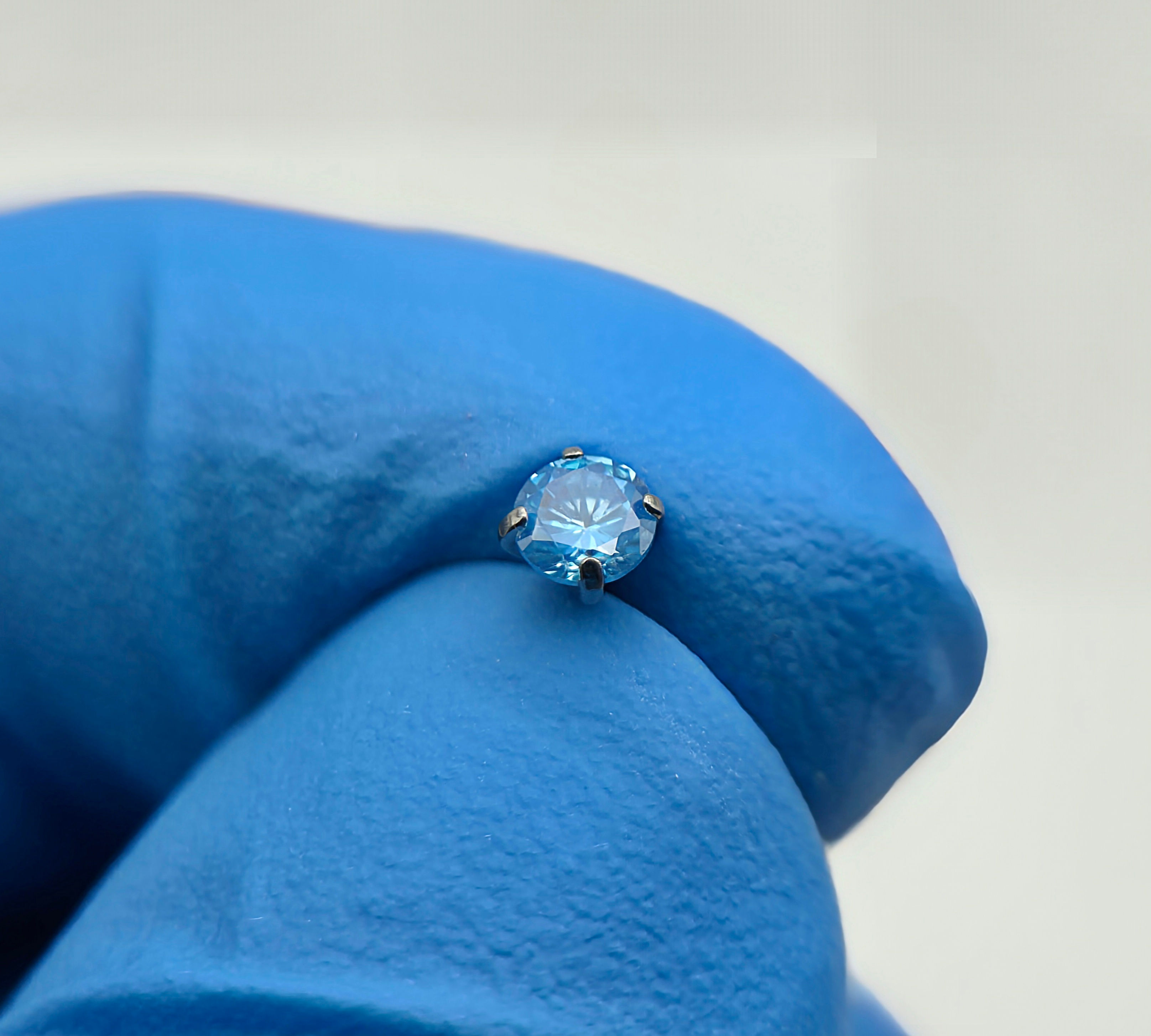 Aqua CZ claw set attachment