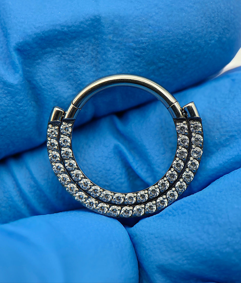 Front facing double pavé gem clicker ring