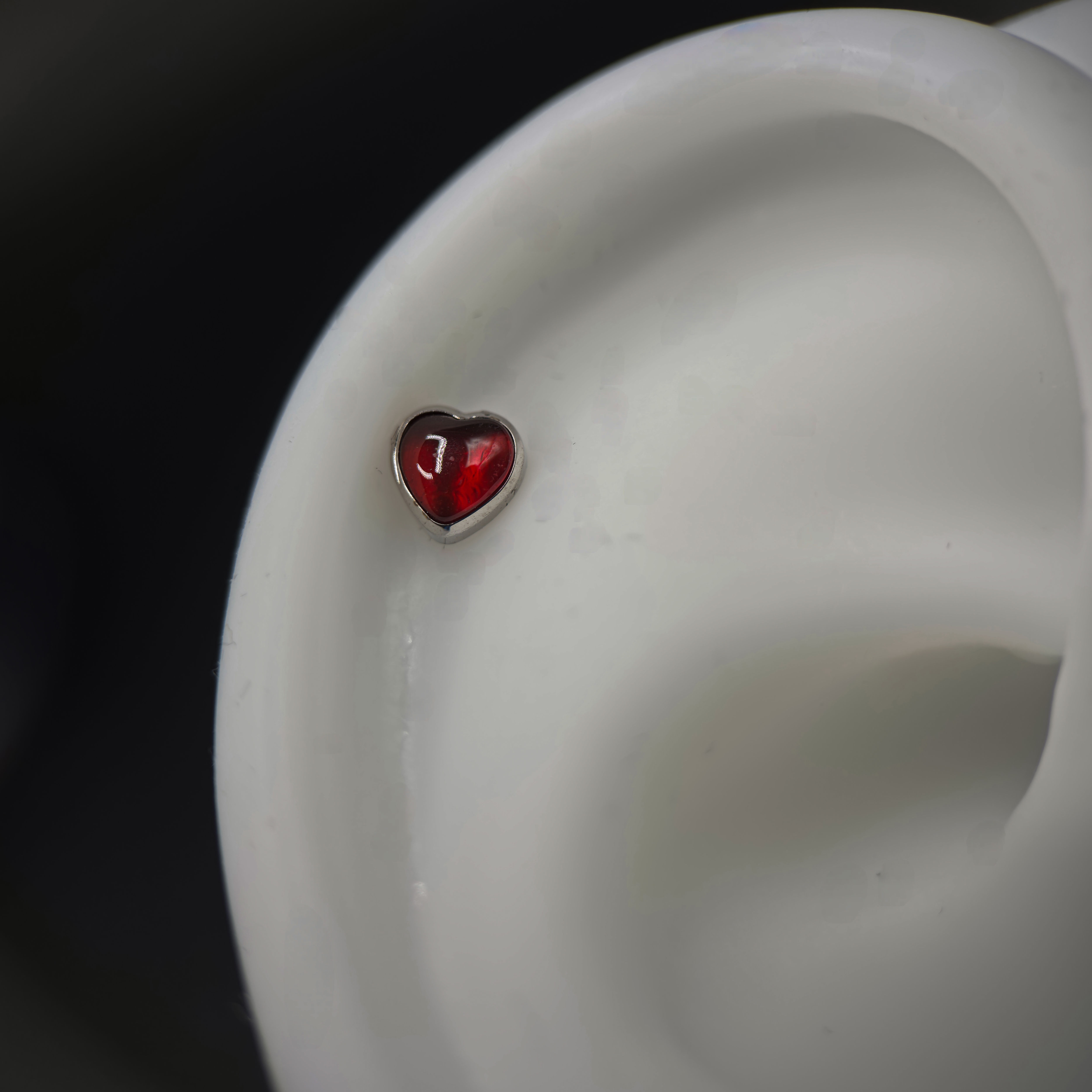 Red agate sacred heart