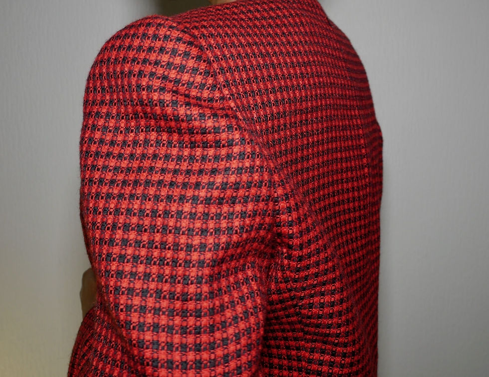 Miniature : Veste rouge et noire pure laine vierge