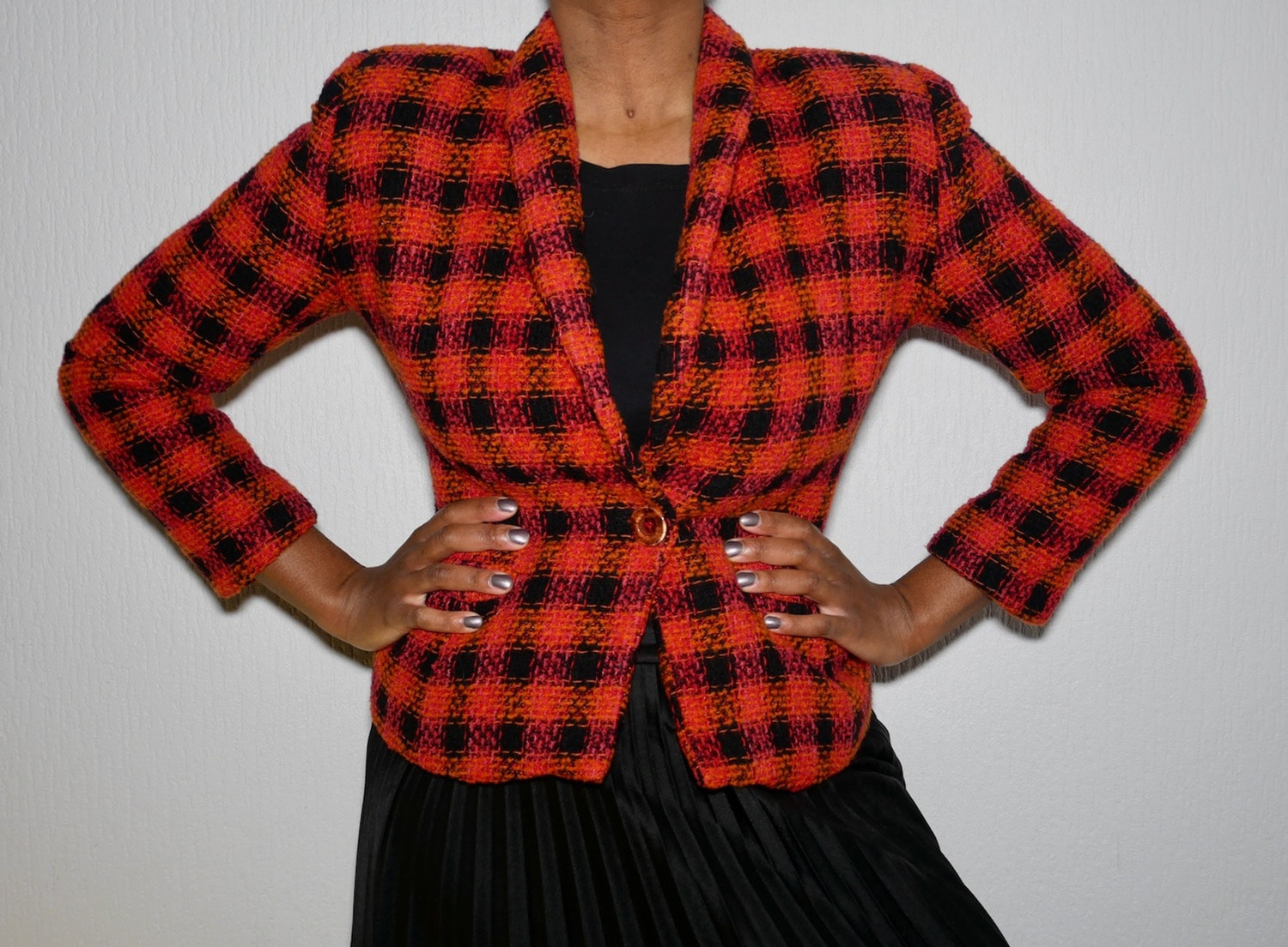 Veste à carreaux rouge et noir