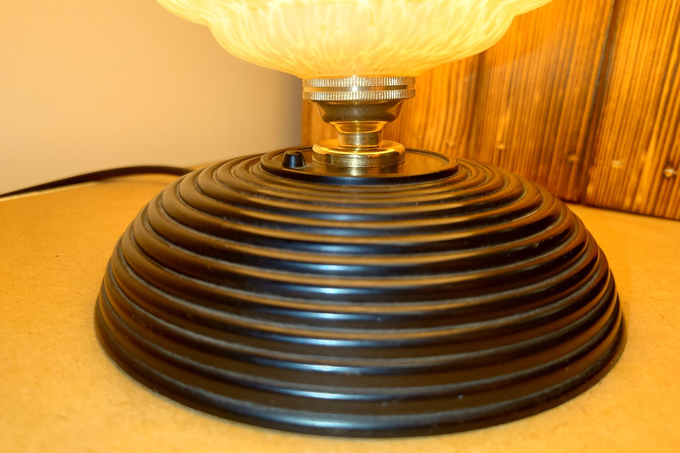 Thumbnail: Speckled glass art deco globe table lamp