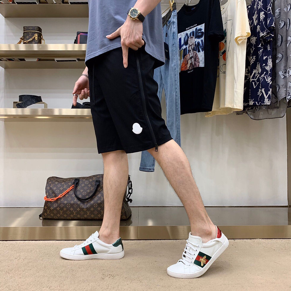 縮圖：蒙口 MON 柜价4700+，高端青春运动休闲风格情侣款休闲短裤