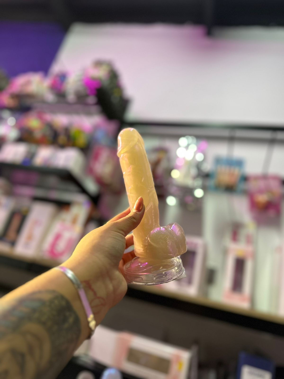 DILDO CON TESTICULOS TALLA M SATINADO