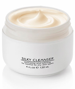 R-114-4 Silky Cleanser Open Lid Final 2025.jpg
