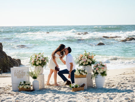 Discover 10 romantic places to propose in San Francisco, from Baker Beach to Twin Peaks, with expert proposal photography tips from Melika Studio.