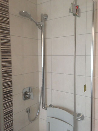 Sitz Dusche