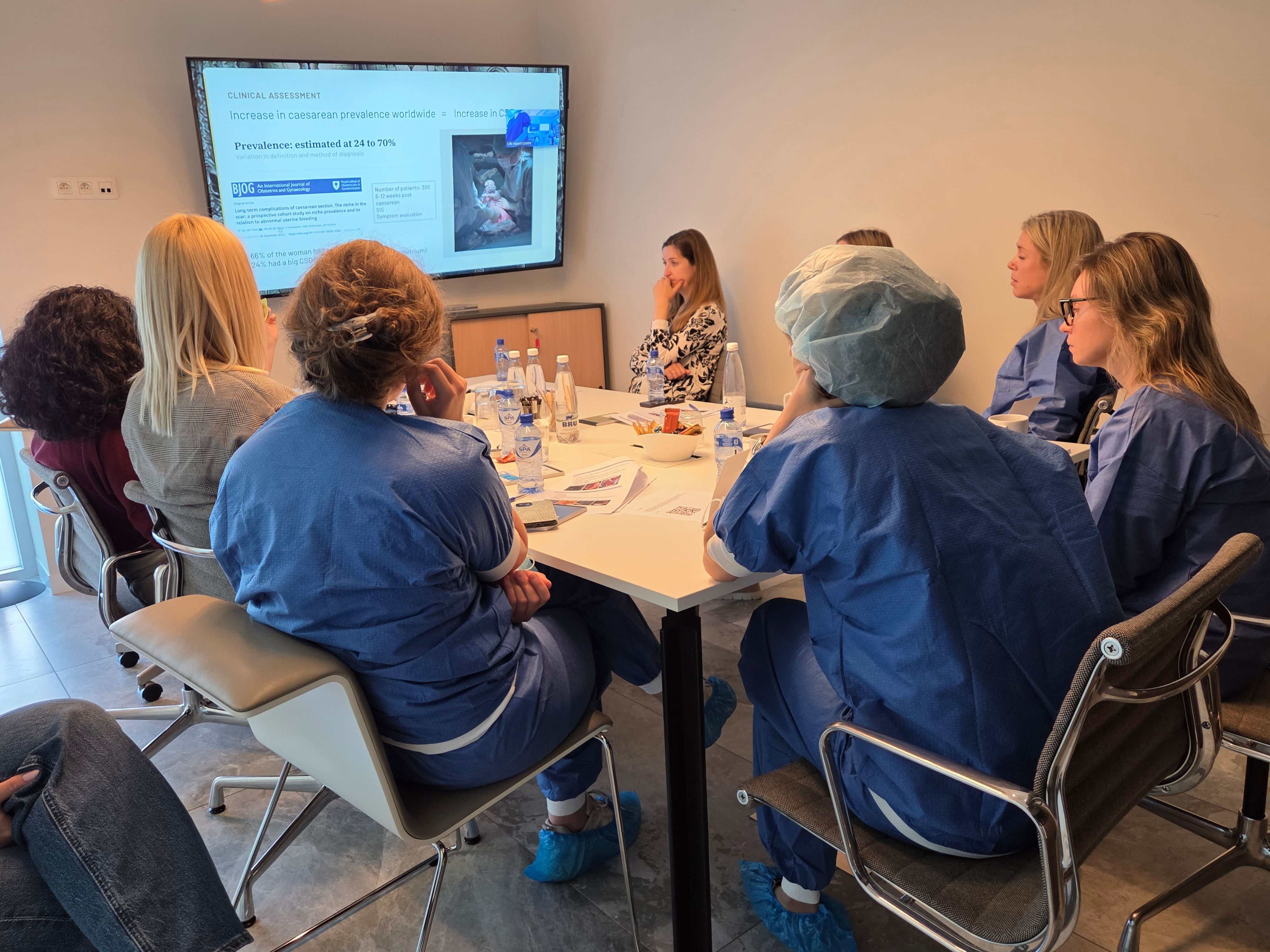 Life surgical teaching in hysteroscopic surgery