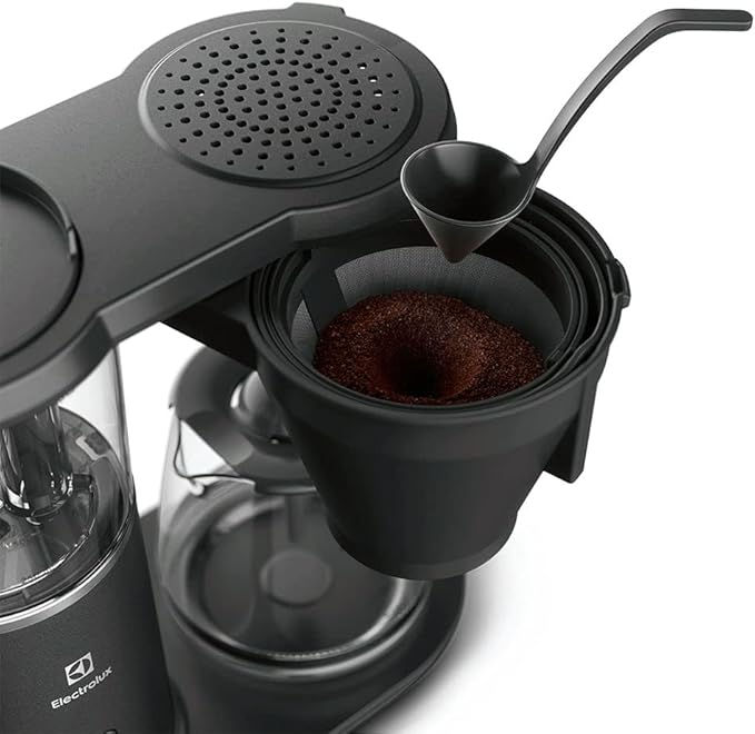 Cafeteira Elétrica Electrolux CMP70