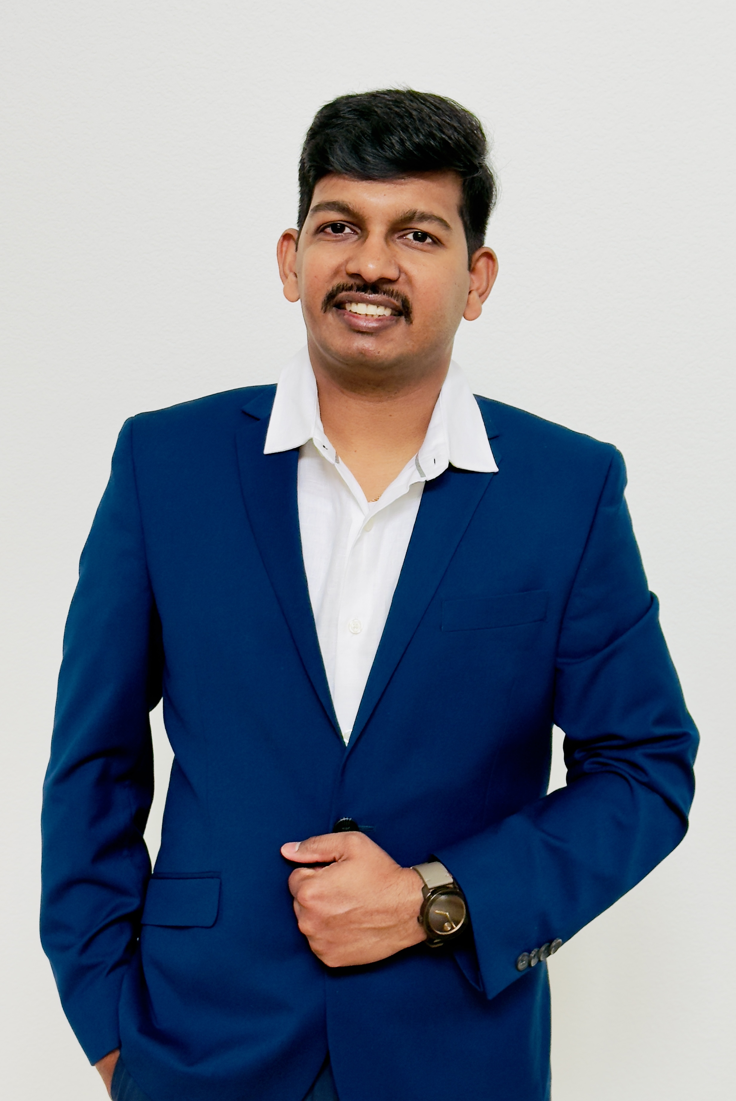 Navaneeth Komirisetty