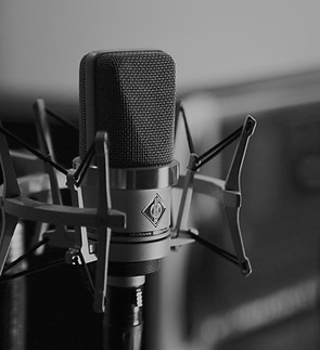 amin-asbaghipour-SOlJ4LIPbS8-unsplash_ed