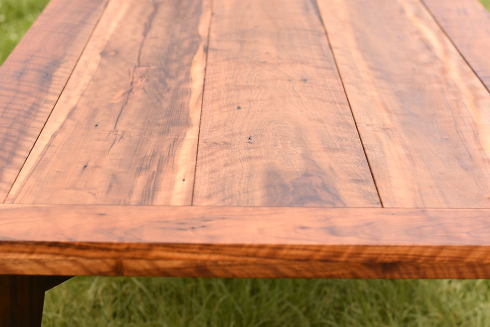 Miniatura: Mesa Imbuia