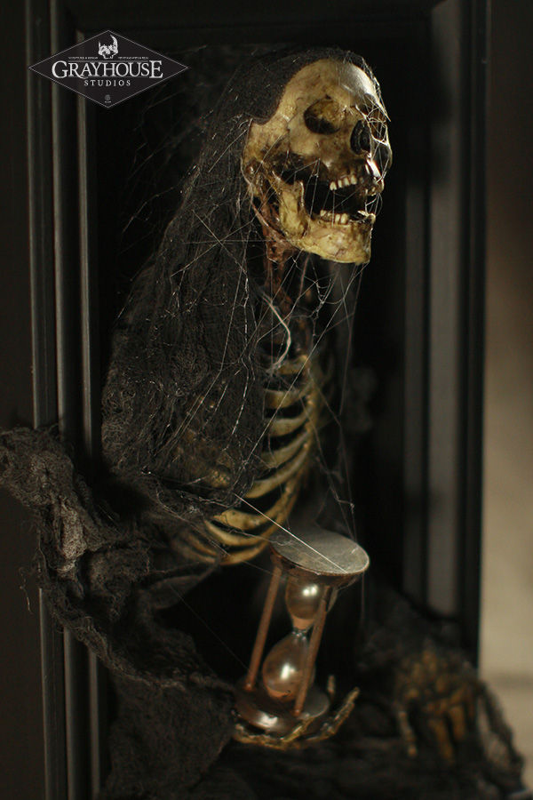 Thumbnail: RESIN SKELETON SHADOWBOX #3