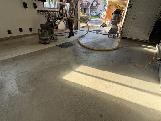 Prix d’un plancher époxy de garage à Montréal : quoi prévoir?