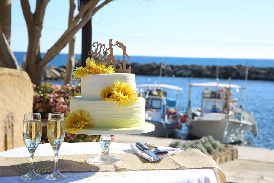 Coral Bay Beach Hotel Wedding Venue