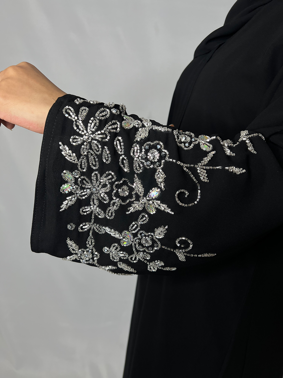 Thumbnail: Aliyah Abaya