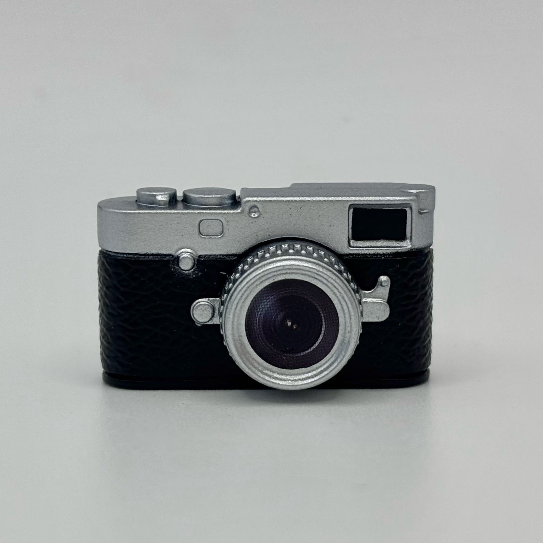 Black Camera Zuru Mini Brands Fashion Series 2