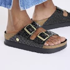 Papillio Arizona Platform Black CROC SANDAL | Fox Valley Birkensto