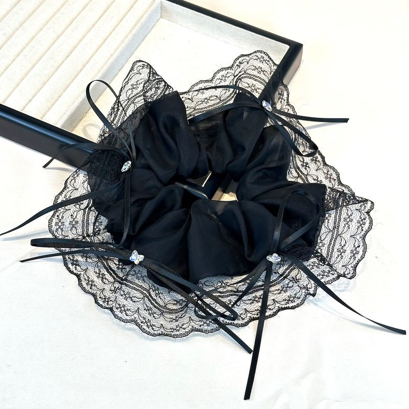 Thumbnail: Lace Scrunchies