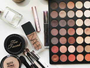 Makeup for Sensitive Skin: The Clean Beauty Guide