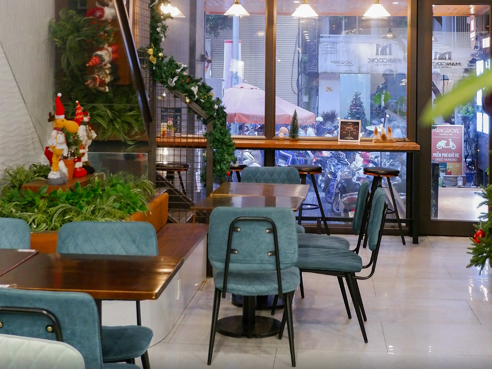 Mangrove Coffee & Tea: Góc Giáng Sinh ấm cúng!