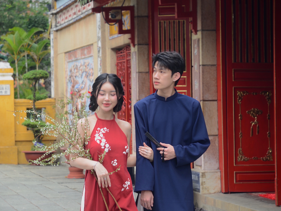 Lăng Ông Bà Chiểu: Nét cổ kính giao thoa với tâm linh ngày Tết.