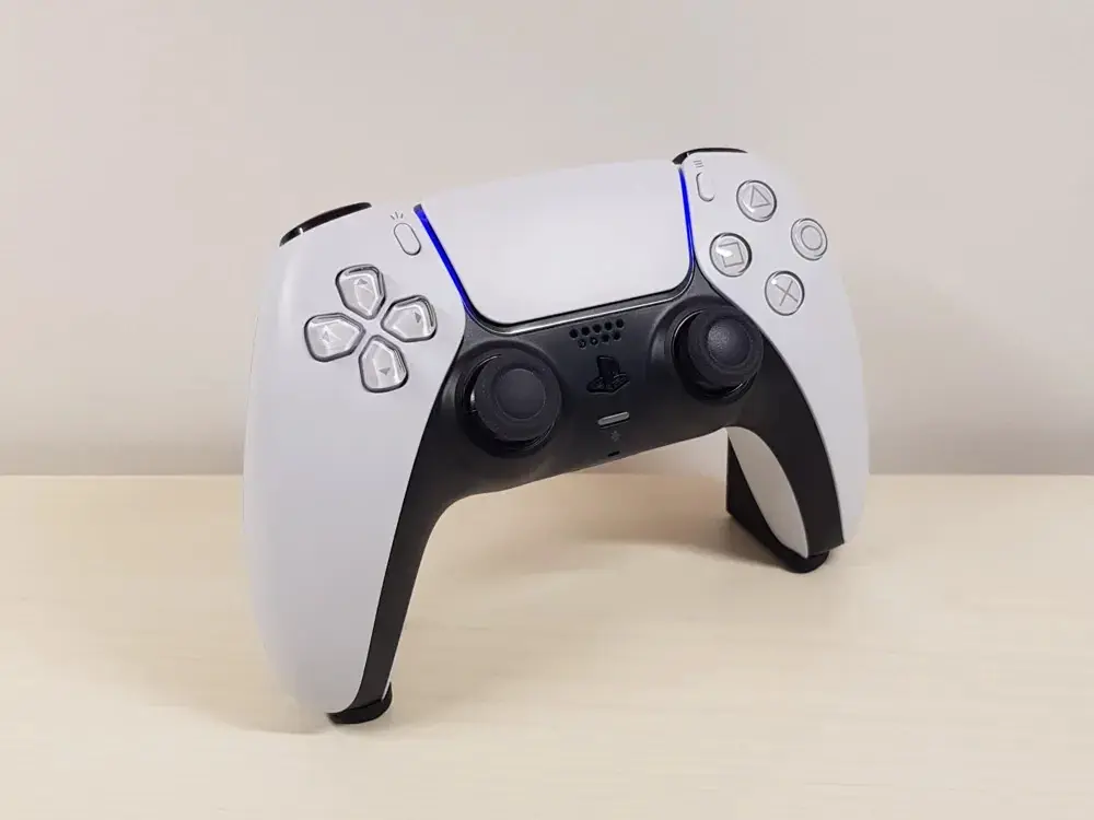 PS5 Controller Stand DualSense Display Holder Black – Minimalist Gaming Desk